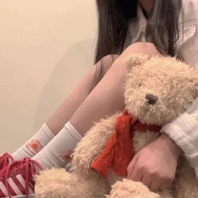 他不是我
